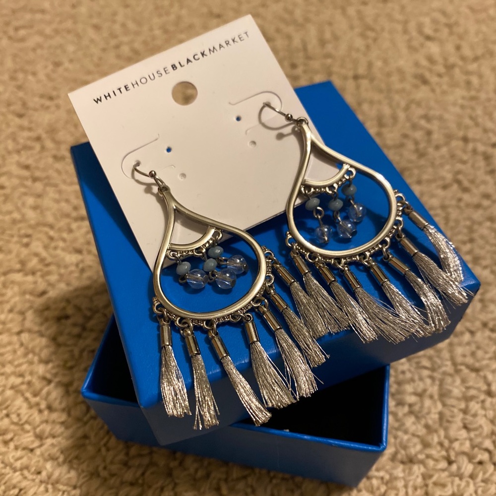 Dangle earrings